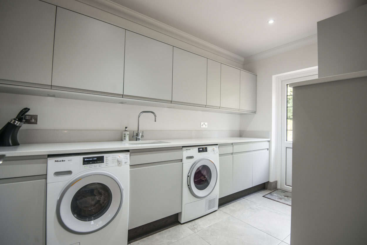 Stoneham handle less Utility room