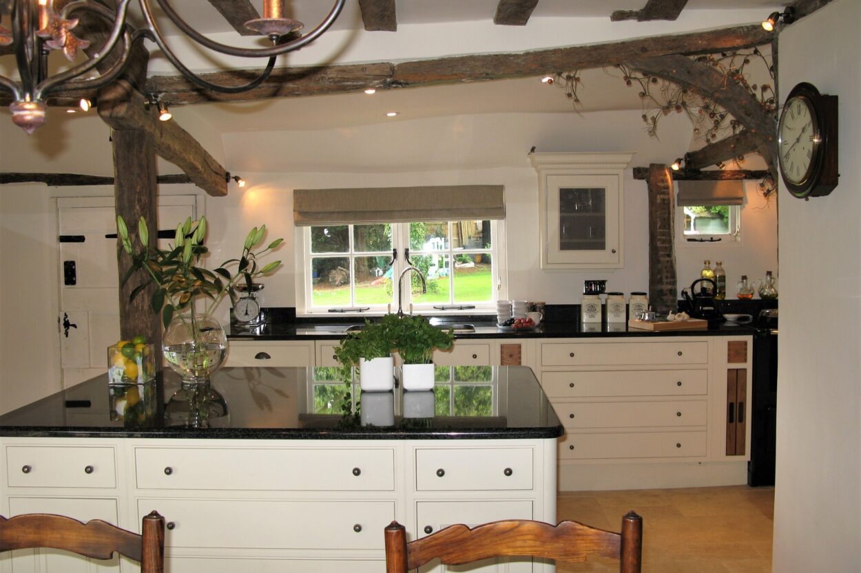West Peckham, Tonbridge whole kitchen