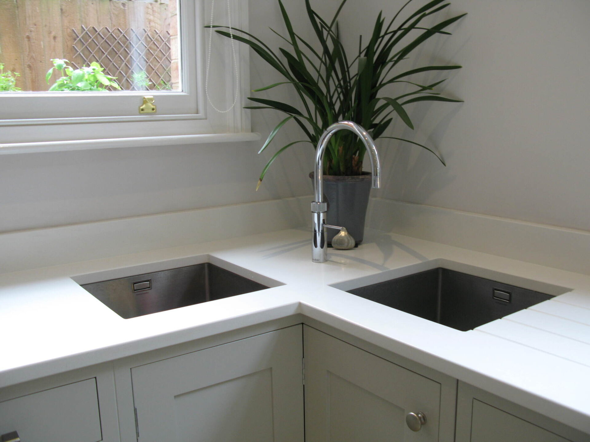 Molyneux Park Road, London sink close up